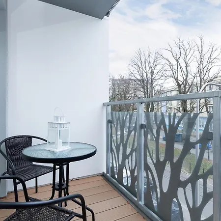 아파트 Nadmorskie Tarasy - Apartament El Mar 코워브제크